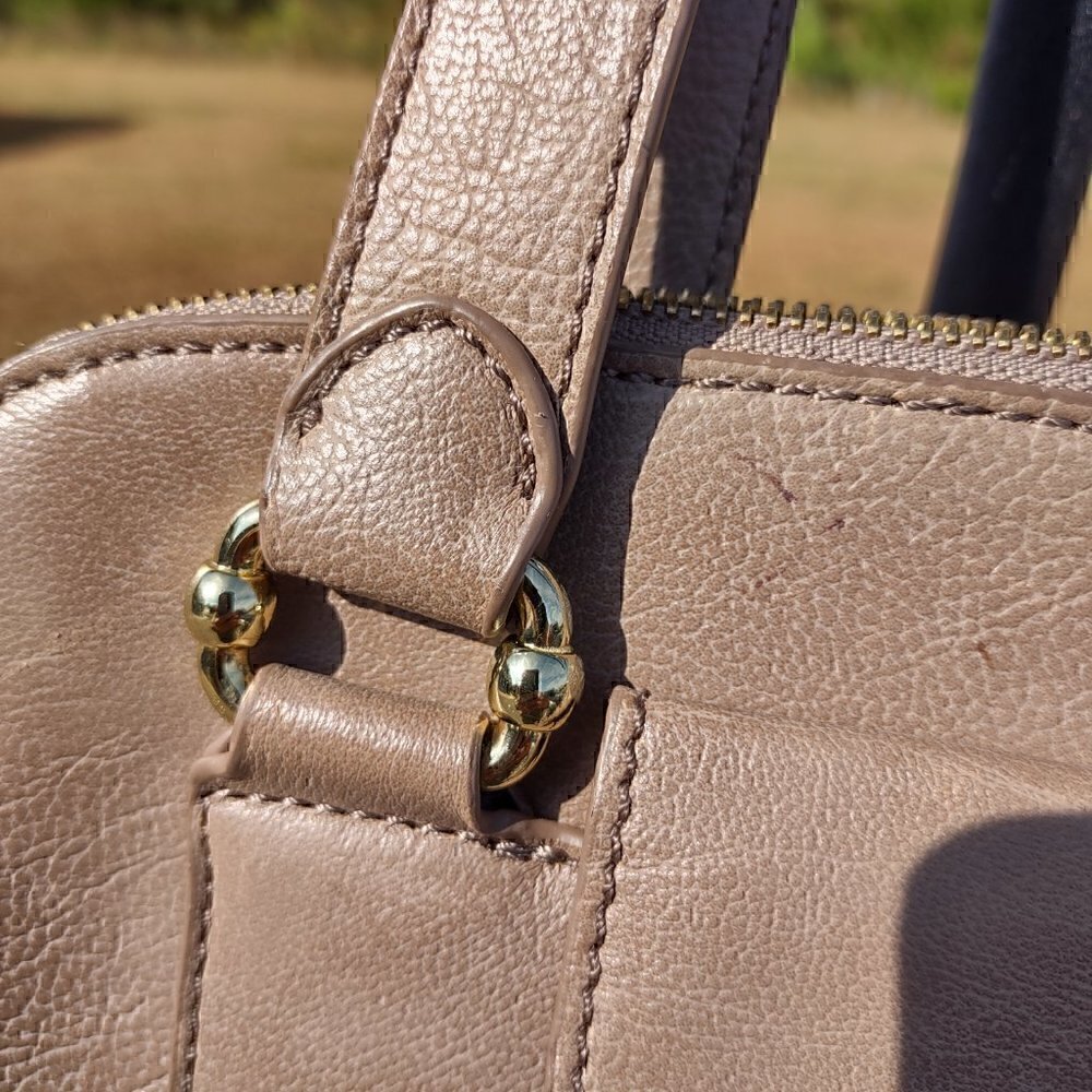 Relic Light Brown To Tan Handbag Purse - Picture 4 of 14